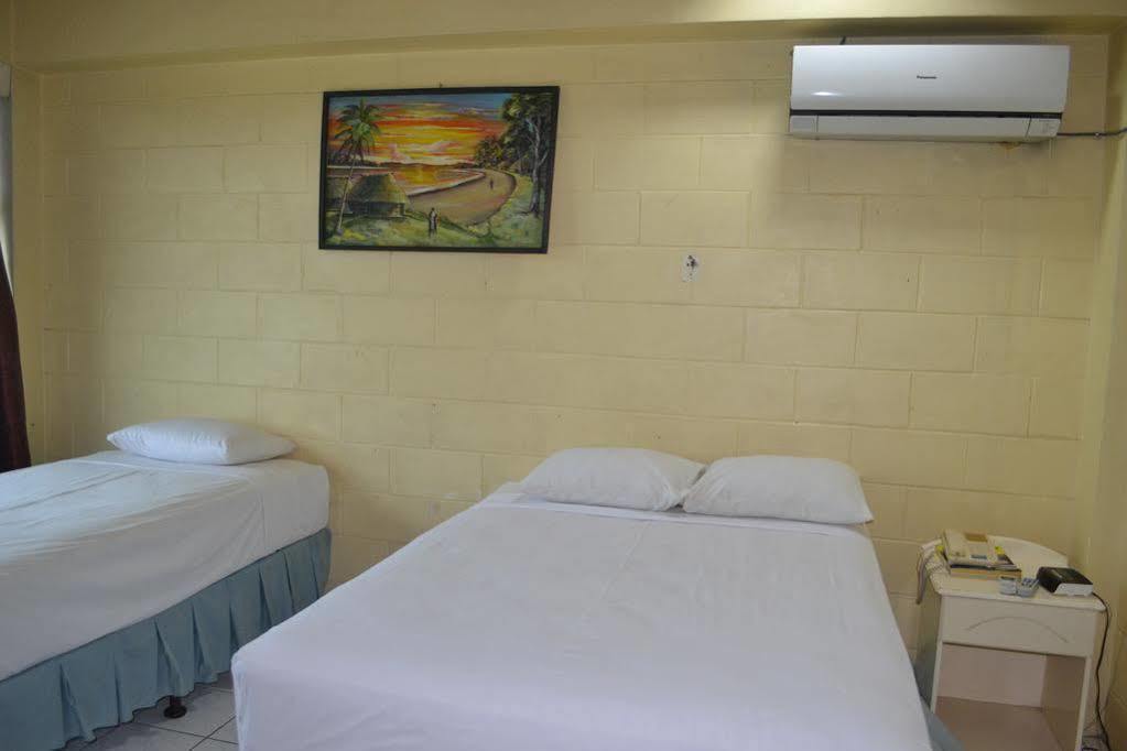 เดอะแกรนด์เมลานีเซียนโฮเต็ล Hotel นาดี ภายนอก รูปภาพ